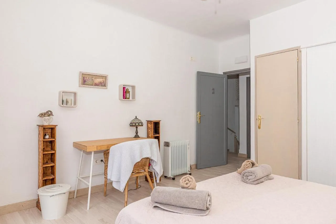 Homestay szállás Blue Castle Guesthouse Málaga