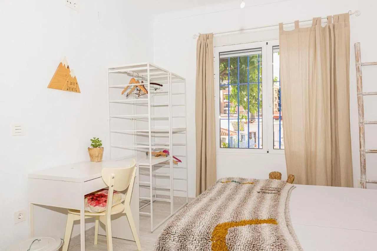 Homestay Blue Castle Guesthouse Malaga