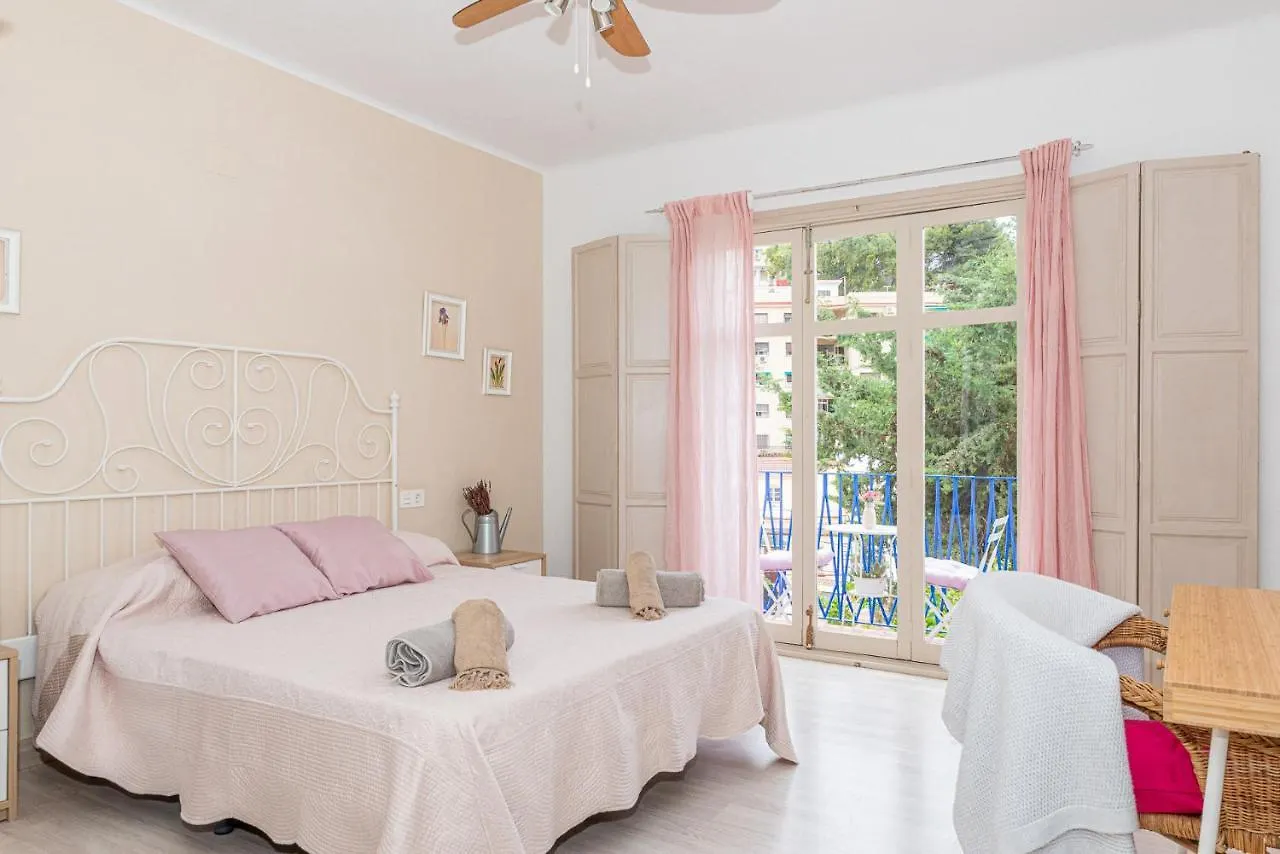 Homestay Blue Castle Guesthouse Malaga Spain