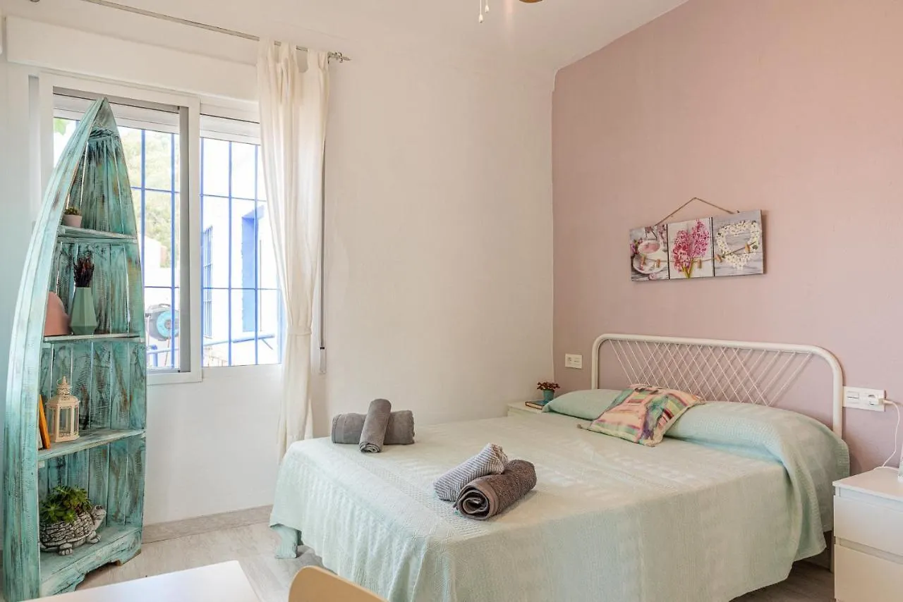 Blue Castle Guesthouse Màlaga 0*,