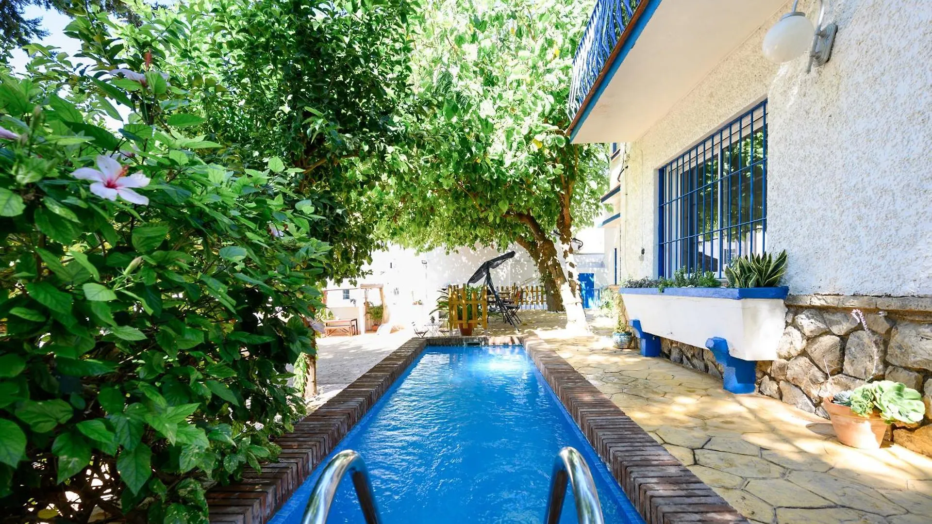 Blue Castle Guesthouse Màlaga 0*,